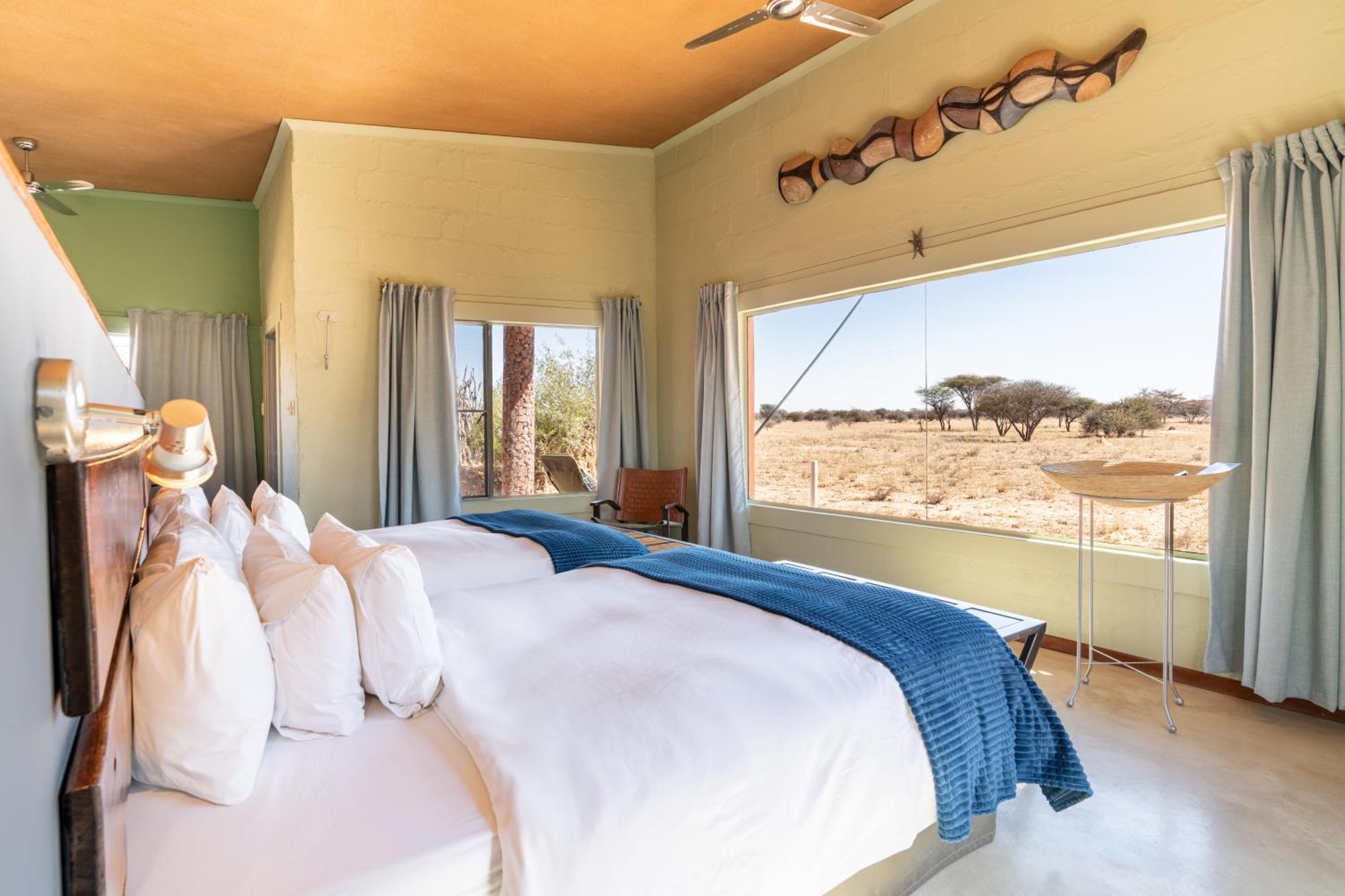 オチワロンゴ Okonjima Plains Campヴィラ エクステリア 写真